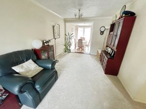 Lounge- click for photo gallery